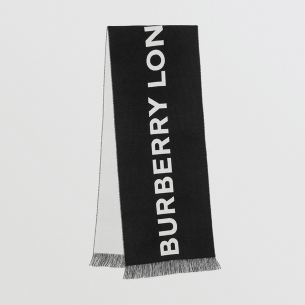 NWT Authentic Burberry London Wool Football Scarf - Picture 2 of 8